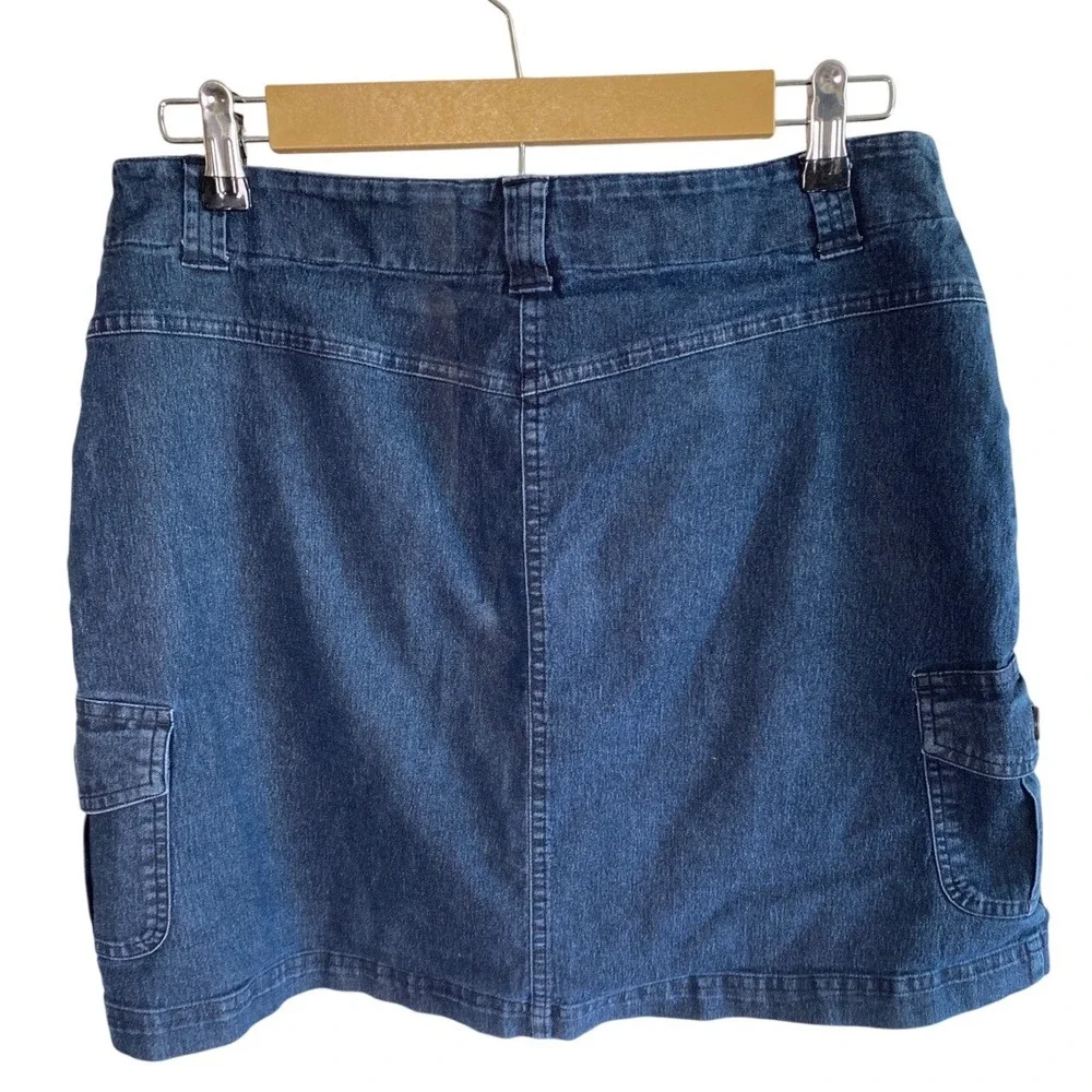 Chaus Womens Denim Jean Skirt Dark Wash Cargo Pocket Stretch Mini Skirt Size 10 - Picture 3 of 10